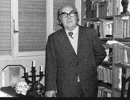 Robert Ambelain fut Grand Maître Mondial du Rite Ancien et Primitif de Memphis-Misraïm. Il reste une référence pour tous les Maçons de ce Rite.